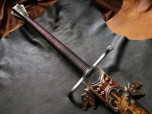 dbkcustomscabbards:Albion Svante 15th century medieval sword &amp; DBK scabbard.
