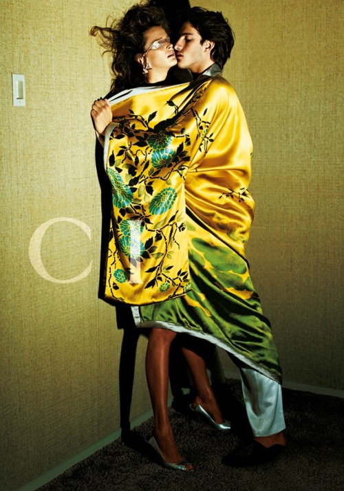 lelaid:  Carmen Kass & Ivan de Pineda by Mario Testino for Gucci S/S 2003 