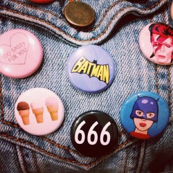 donutguts:  New buttons from @britneygrimes ! 