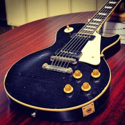 Gibsonguitarsg:  &Amp;Lsquo;56 Style Les Paul In Ebony Heavily Aged 
