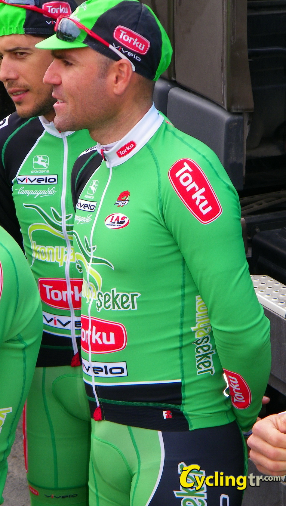 Cycling guys