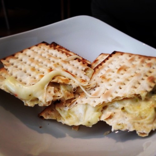 Leftover matzo from #Passover? Make some Matzo Cheese Melts! #grilledcheese #jalapenocheddarcheese #mazto #leftovermatzo #matzah #foodporno #foodpic #tasty #cheese #lovecheese #yummy #foodideas #instafood #getinmybelly #lunch #eat #snack #yums #nom