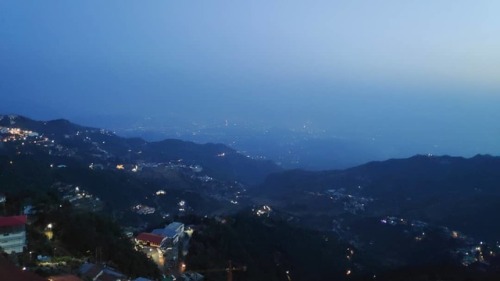 #mussorie #queenofhills #l4l #like4like #tour #hills #hill #hillstation #natureview (at Mussorrie Ma