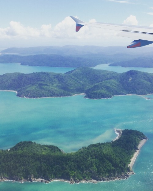moana-matron-designs:   Coming in on Hamilton Island, Whitsundays from the air.  I’m actually TERRIF