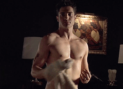 5ab8c30ca3768001400a2c8a70fd18b6aedbcde4.gifv