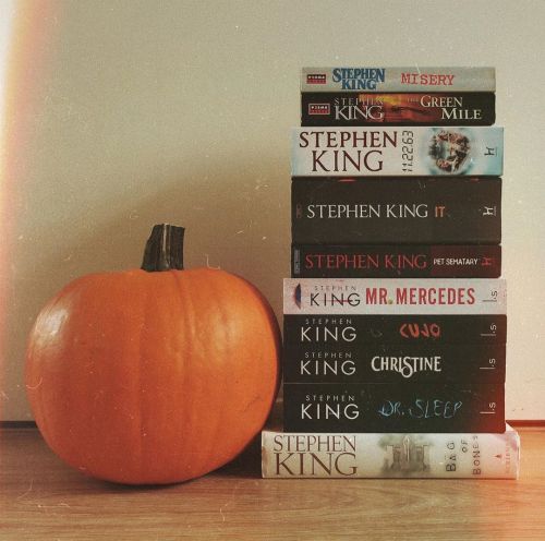 Here’s my top 10 King books that no one asked for! ‍♂️✨ . I think my King top 10 has changed a lot s