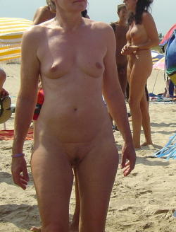 nudebeachpictures.tumblr.com post 78840467286