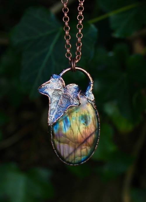 Beautiful multi colour labradorite crystal adorned with a real ivy leaf, dipped in copper.Handmade i