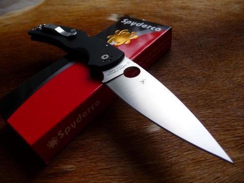 Spyderco Chief.If your a user & collector of @spyderco knives and live in the UK please go and c