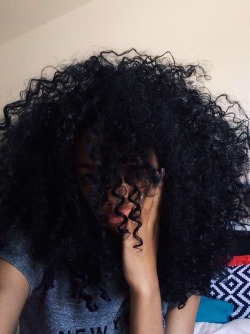 blxsa:  That hair tho. 😍