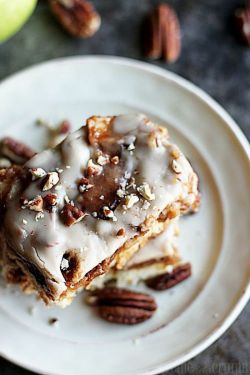 thefoodshow:  Maple Pecan Apple Pie Bars