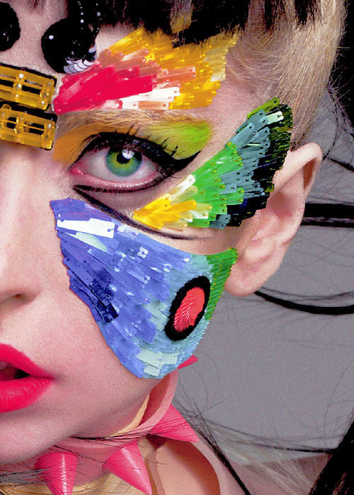 criminalsofthoughts:  Lady Gaga for V Magazine (Shot by Inez & Vinoodh Summer 2011)