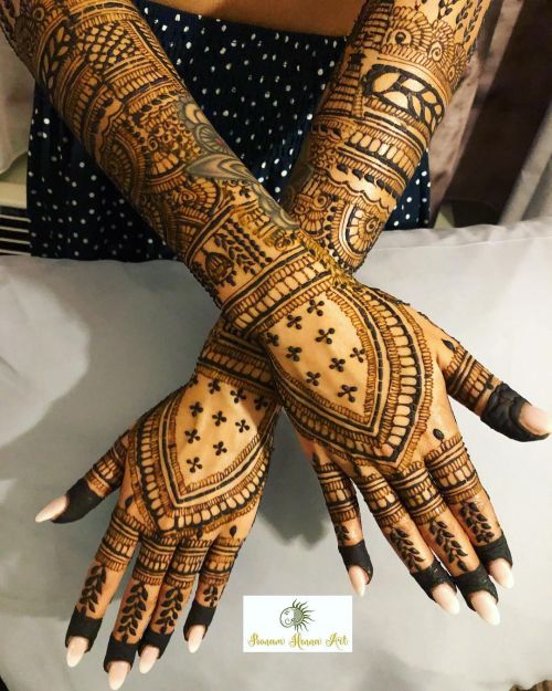 Bridal henna @poonamhennaart #art #bridal  #dulhanstyle #shadi #weddinghenna #mehndistyle #stain #ra