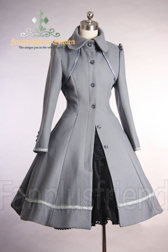 vegraptor:  this-is-my-tumblur-brah:  military Lolita  I’ve reblogged this before,
