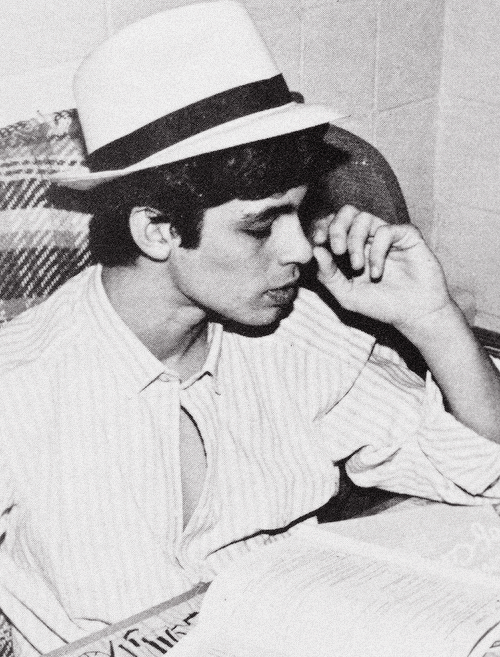 rickgrimeshappens: Benicio Del Toro in his senior year (1985)