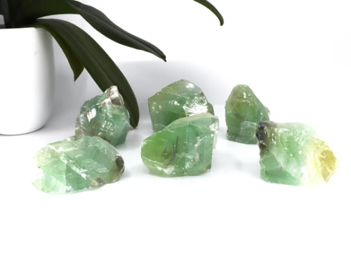 The Green Calcite opens your sacred heart to receive love from the spiritual realm. This stone encou