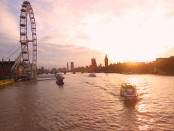 citylandscapes:  Good Night London  River