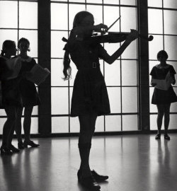 denisebefore:  Violinist Rehearsal dupain 1971