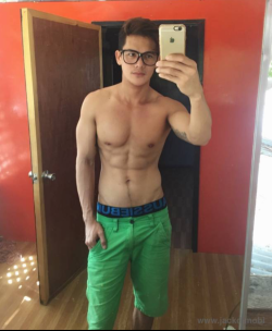 muscledasian:  Glasses….