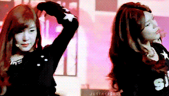 justmyperfectgoddess:   Sooyoung’s birthday spam: - Sooyoung + Stealing other members