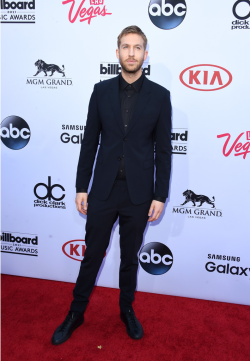 thefashionellite:  daily–celebs:    5/17/15 - Calvin Harris at the 2015 Billboard Music Awards in Las Vegas.   