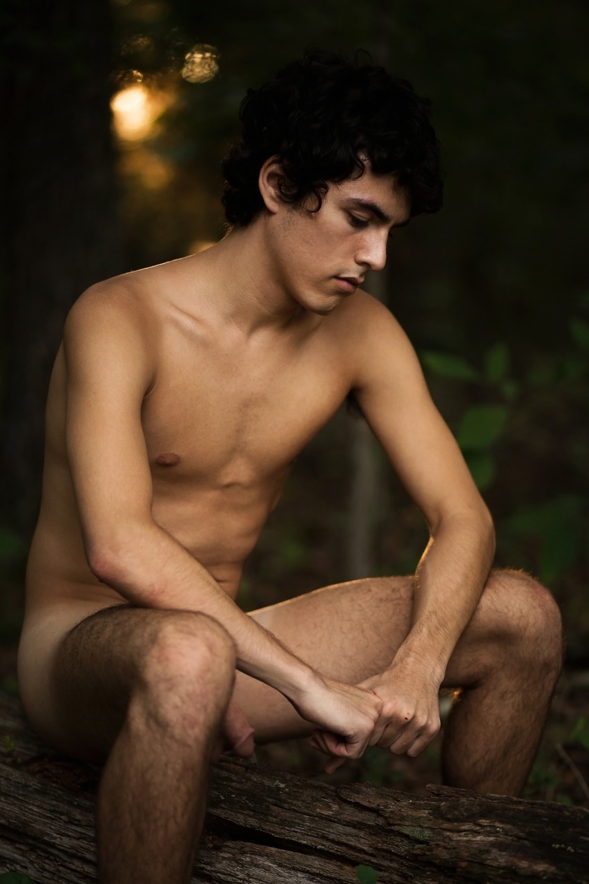 mysuits:  source: jdtphotos.tumblr.com (Part of a photoset.)  