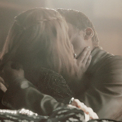 JAIME AND CERSEI LANNISTER + Sharing Their First Kiss On Screen 4.03 | Breaker Of Chains