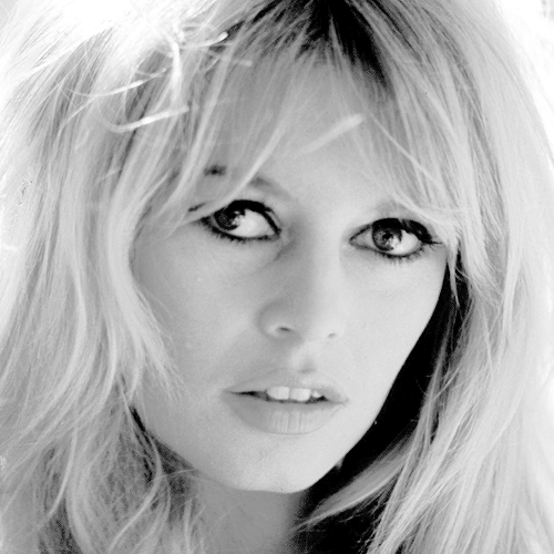 Brigitte Bardot photographed by Ghislain Dussart,... : earthbound stars
