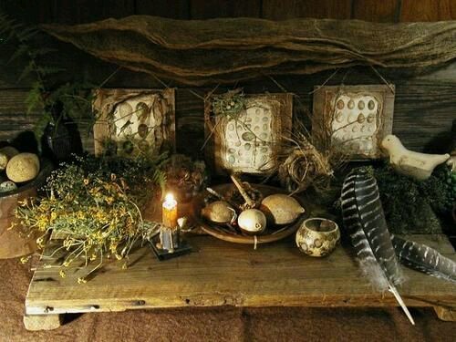 decayingleafs:  Now this is beautiful. Kitchen Witches have the most neatest and