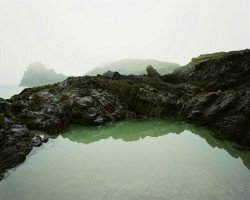 trefoiled:  Kynance Cove, Cornwall by Guy Sargent. 