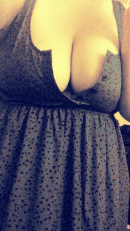 brown-nipples: Can anyone guess as to why this dress doesn’t fit me? -_- Just one spot…