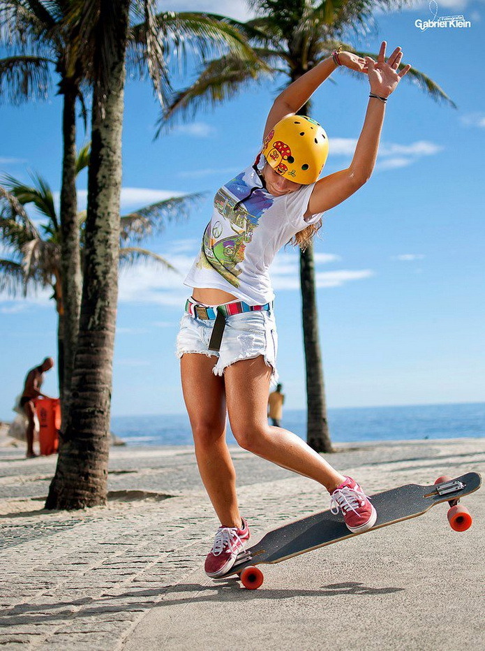 skate-girlz:  Skate Girl http://skate-girlz.tumblr.com/