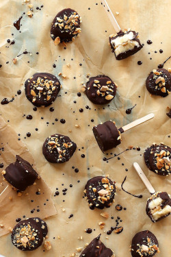 boozybakerr:  Peanut Butter Banana Bonbons 