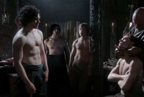 every-day-is-star-wars-day: tellcassiopeia: “Someone photoshopped shirtless Kylo Ren into this