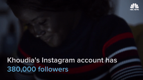 black-to-the-bones:    Khoudia Diop: The Model Redefining Beauty Standards   She has been through alot in her life, she experienced bullying because of her skin color and tried to wash it off in her childhood, but now she dreams of going back and tell