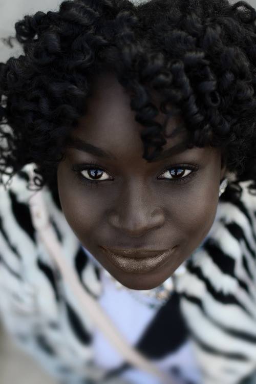 theequeenpin:  clarknokent:  theworldsfreshestafricans:Who told us dark skin wasn’t beautiful?Sure could’ve fooled me.All this beauty and yet we’re blind to the fact that we’re in fact GODSSkin so smooth, mysterious and exotic…It is a gift,