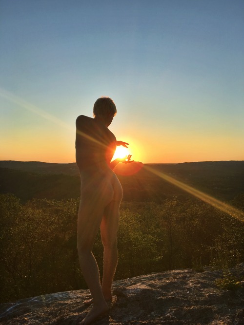 Porn Pics thesolis:  Naked sunset (1/3) 