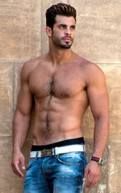 adam2adamtn:  Man! Hot guy! Kick off those jeans and let’s fuck! 