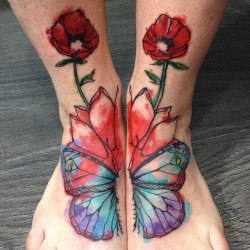 your-body-is-a-canvas:  Watercolour butterfly and poppys tattoo (by slonenko)