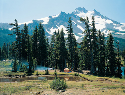I yearn for a place far from here.