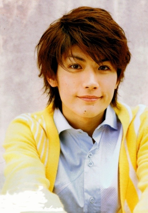 candyferv:  the cuteness that kills…….. 