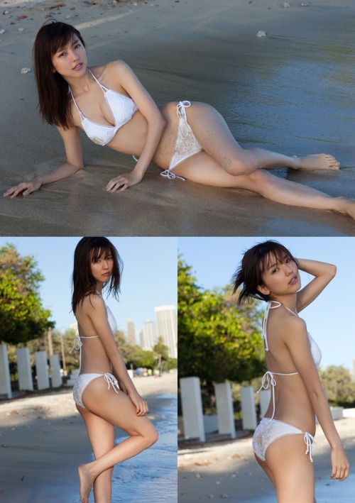 gravure-glamour:Erina Mano