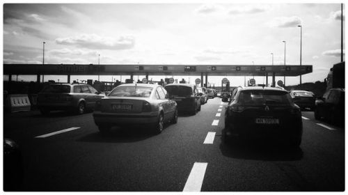 In the line at the Amber One. . . . #amberone #highway #lines #gates #road #fromthecar #cars #autost