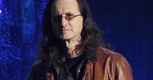 girlactionfigure: Former Rush frontman Geddy Lee explained how his grandmother kept her family alive