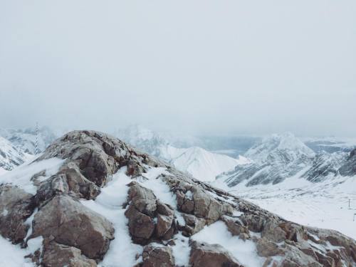 Zugspitze, Germany ❄️ #wanderlust #germany #roamer #explore #fullyalive #canon #photography #travel 