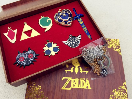 retrogamingblog:  Legend of Zelda Pendant Collection