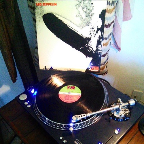 ustelco:  Been lookin’ forward to this all weekend! #Debut - Gettin’ the Led out! #Classic #180Gram #Vinyl #Analog #Audio #MusicIsTheMadness #Turntable #Stanton is a #Gibson product #AirGuitar #CantHelpIt #Music #ClassicRock #RecordPlayer #Record