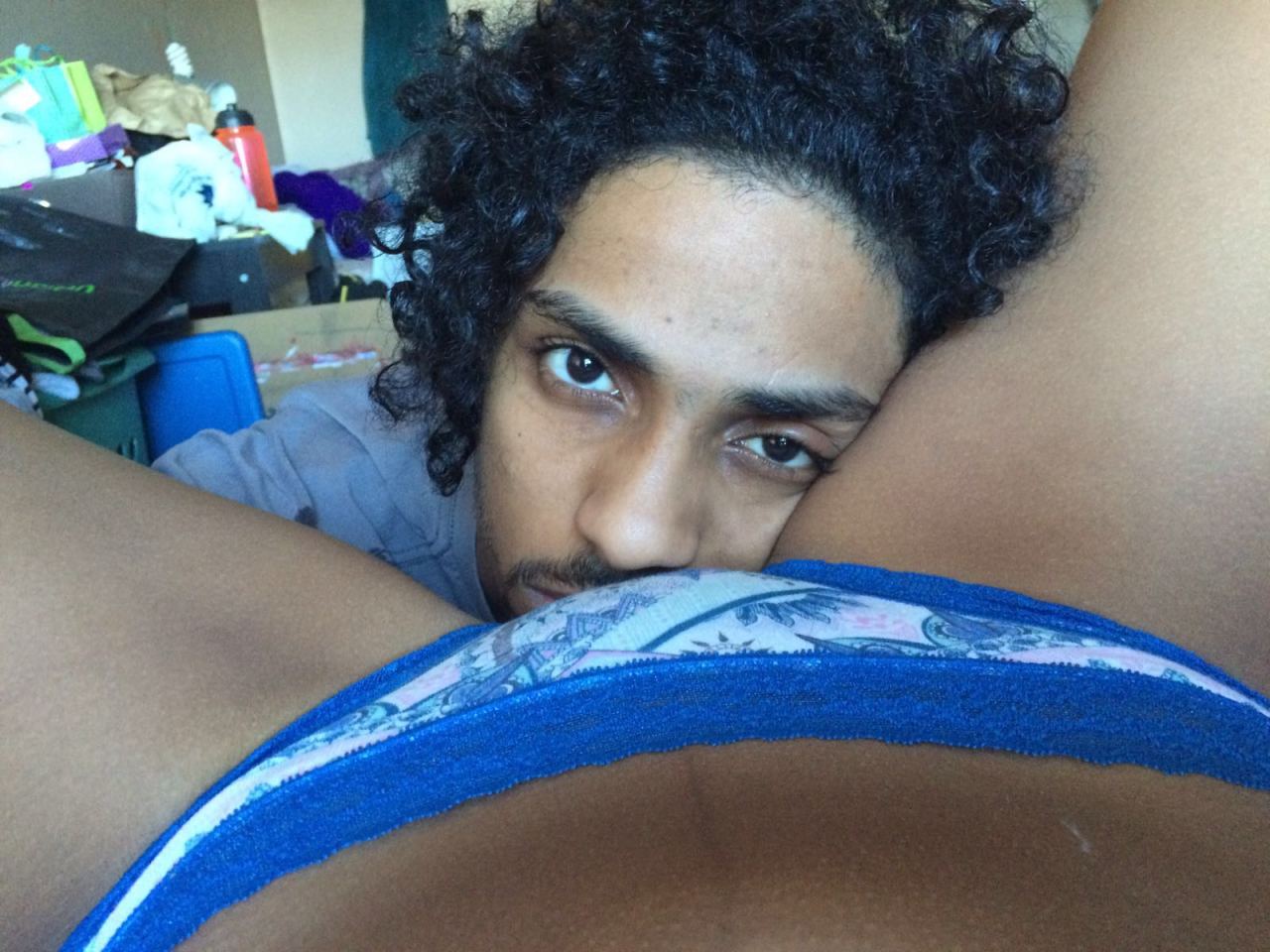 👀