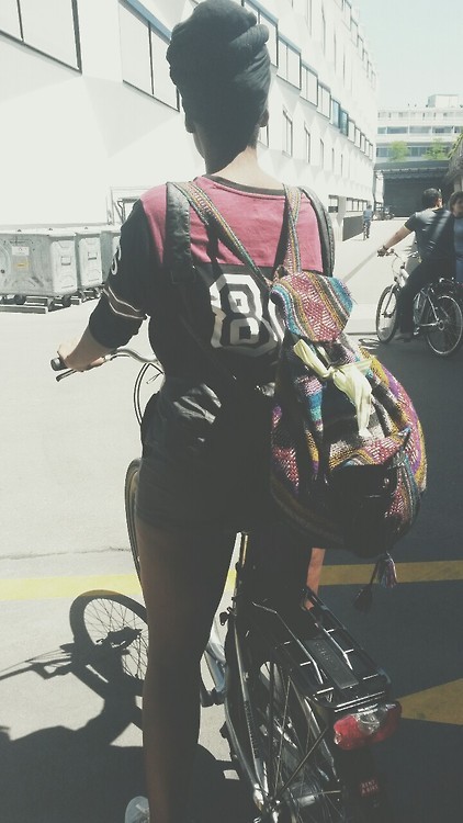 blackfashion:  Zintle Ramano 19 Lucerne, Switzerland Bag: Market (Cuzmeco) Dress: