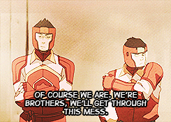 16stolenxpaperthin:  bros before hos && sisters before misters — Prioritizing relationships: you’re doing it rightI am just full of commentary right now but can I pretty please just point out how much I love the fact that the stupid romantic